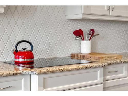 274 Cranleigh Place Se, Calgary, AB - Indoor Photo Showing Kitchen