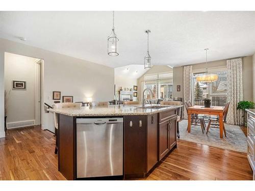 274 Cranleigh Place Se, Calgary, AB - Indoor Photo Showing Kitchen