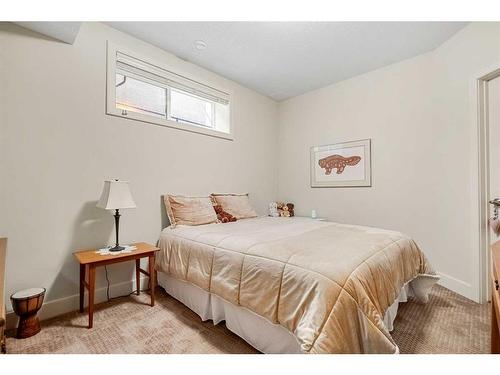 274 Cranleigh Place Se, Calgary, AB - Indoor Photo Showing Bedroom