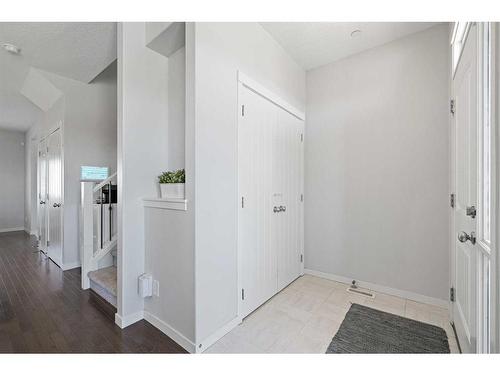 16 Howse Drive Ne, Calgary, AB - Indoor Photo Showing Other Room