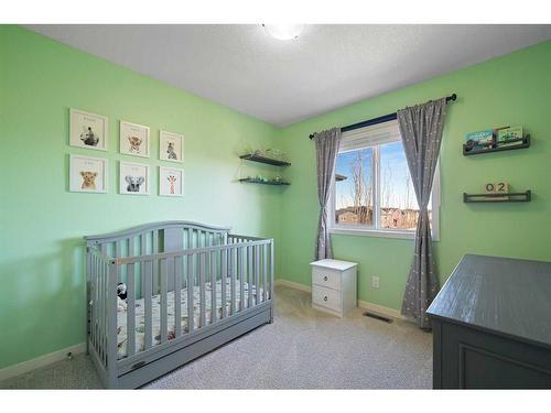 16 Howse Drive Ne, Calgary, AB - Indoor Photo Showing Bedroom