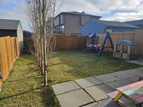 16 Howse Drive Ne, Calgary, AB - Outdoor