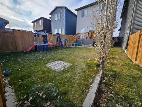 16 Howse Drive Ne, Calgary, AB - Outdoor