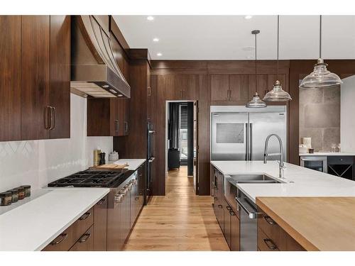 2005 48 Avenue Sw, Calgary, AB - Indoor Photo Showing Kitchen With Double Sink With Upgraded Kitchen