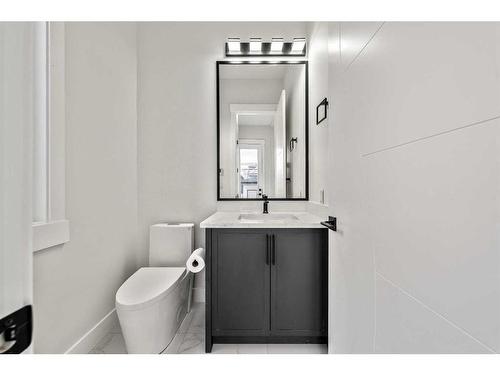 2428 23 Street Nw, Calgary, AB - Indoor Photo Showing Bathroom