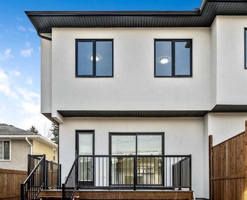 2428 23 Street Nw, Calgary, AB - Outdoor