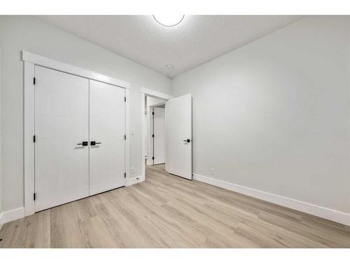 2428 23 Street Nw, Calgary, AB - Indoor Photo Showing Other Room