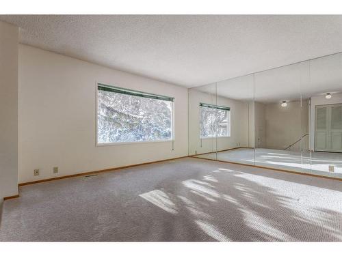 6119 Thornaby Way Nw, Calgary, AB - Indoor Photo Showing Other Room