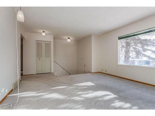 6119 Thornaby Way Nw, Calgary, AB - Indoor Photo Showing Other Room