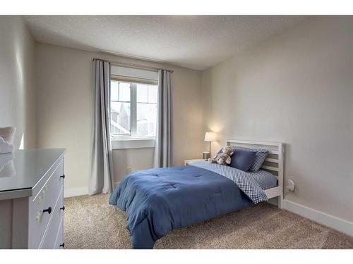 3808 Sarcee Road Sw, Calgary, AB - Indoor Photo Showing Bedroom