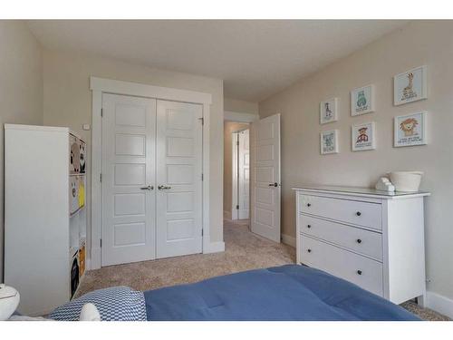 3808 Sarcee Road Sw, Calgary, AB - Indoor Photo Showing Bedroom