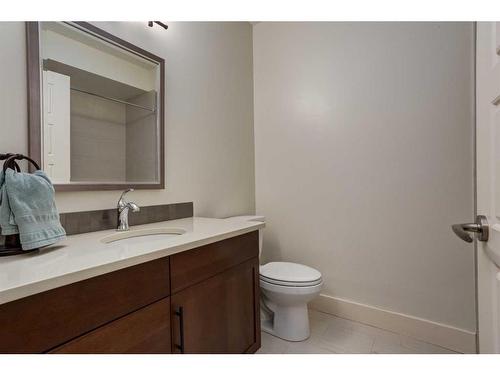 3808 Sarcee Road Sw, Calgary, AB - Indoor Photo Showing Bathroom