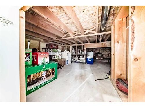 311 Mt Aberdeen Close Se, Calgary, AB - Indoor Photo Showing Garage