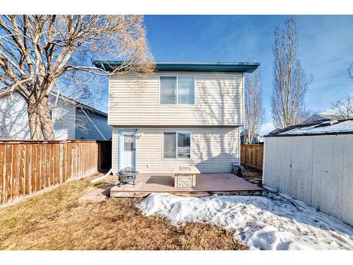 311 Mt Aberdeen Close Se, Calgary, AB - Outdoor