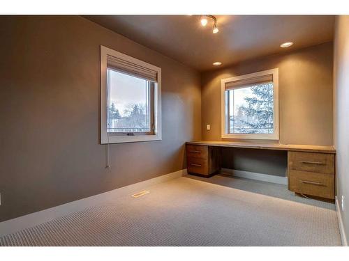 3306 21 Street Sw, Calgary, AB - Indoor