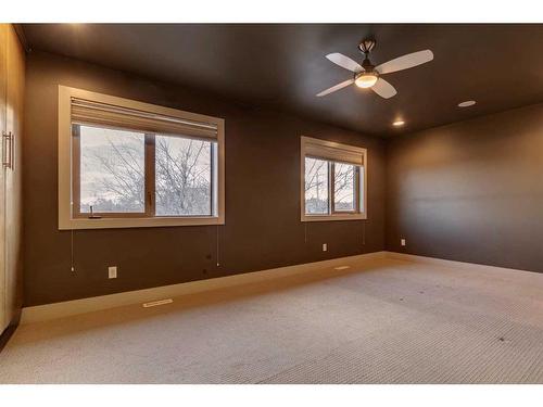 3306 21 Street Sw, Calgary, AB - Indoor Photo Showing Other Room