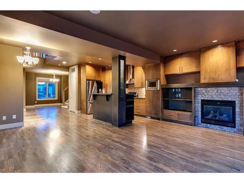 3306 21 Street Sw, Calgary, AB - Indoor With Fireplace