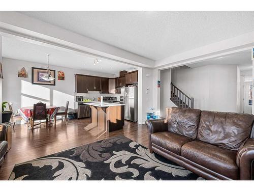 106 Cityscape Way Ne, Calgary, AB - Indoor Photo Showing Living Room