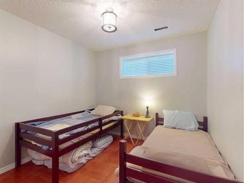 84 Kincora Terrace Nw, Calgary, AB - Indoor Photo Showing Bedroom