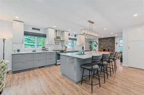 132 Silver Valley Rise Nw, Calgary, AB - Indoor Photo Showing Kitchen With Upgraded Kitchen