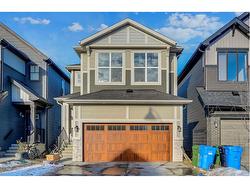 72 Homestead Close NE Calgary, AB T3J 2H2