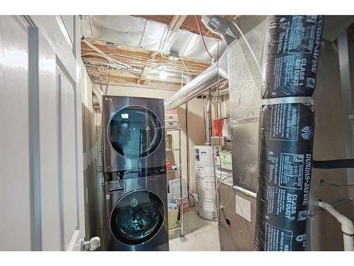 13 Mt Aberdeen Manor Se, Calgary, AB - Indoor Photo Showing Laundry Room