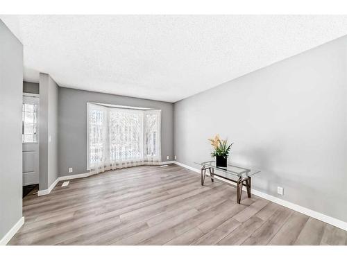 83 Ranchridge Way Nw, Calgary, AB - Indoor Photo Showing Other Room