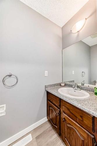 83 Ranchridge Way Nw, Calgary, AB - Indoor Photo Showing Bathroom