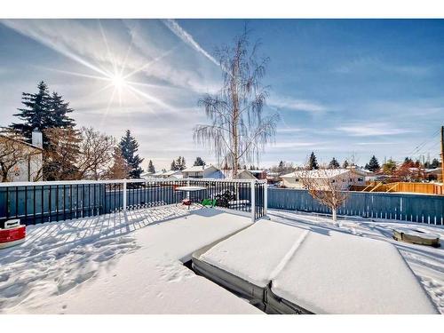 83 Ranchridge Way Nw, Calgary, AB - Outdoor