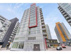 312-10 Brentwood Common NW Calgary, AB T2L 2L6