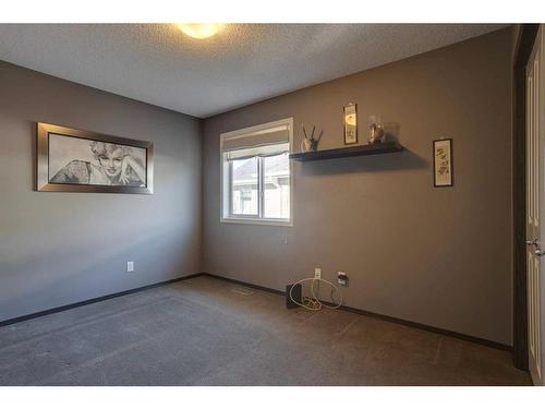 692 New Brighton Drive Se, Calgary, AB - Indoor Photo Showing Other Room