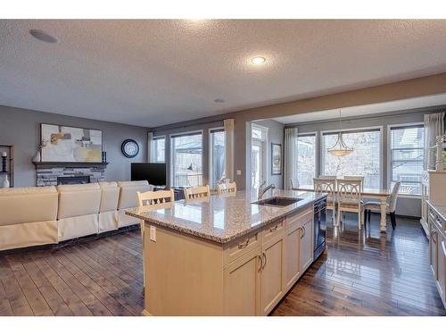 692 New Brighton Drive Se, Calgary, AB - Indoor