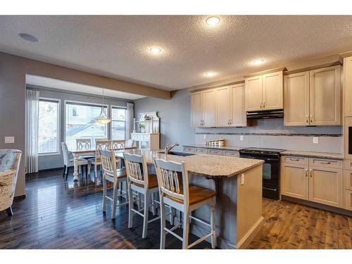 692 New Brighton Drive Se, Calgary, AB - Indoor