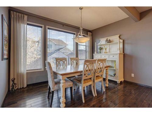 692 New Brighton Drive Se, Calgary, AB - Indoor Photo Showing Dining Room