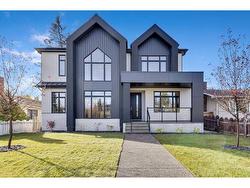 6627 Bow Crescent NW Calgary, AB T3B 2C7