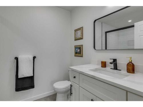 72 Mckenna Way Se, Calgary, AB - Indoor Photo Showing Bathroom