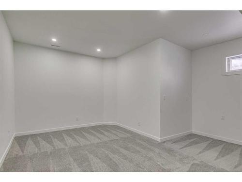 72 Mckenna Way Se, Calgary, AB - Indoor Photo Showing Other Room