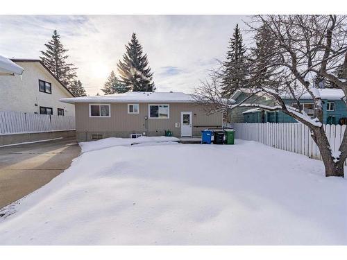 8 Oakvale Place Sw, Calgary, AB - Outdoor