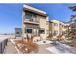 305-218 Sherwood Square NW Calgary, AB T3R 0Y2