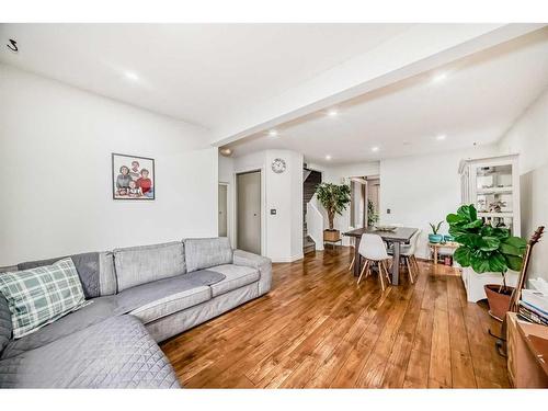 247 Martindale Boulevard Ne, Calgary, AB - Indoor Photo Showing Living Room