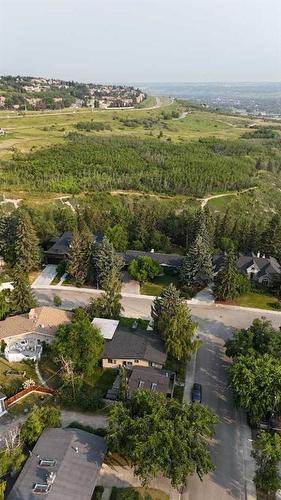 414 Wildwood Drive Sw, Calgary, AB - Outdoor With View