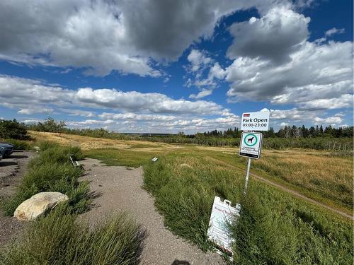 414 Wildwood Drive Sw, Calgary, AB - Outdoor With View