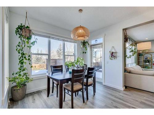 56 Elgin Meadows Link Se, Calgary, AB - Indoor Photo Showing Dining Room