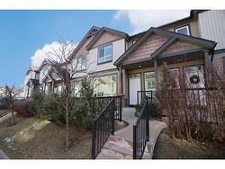 178 Kincora Heath NW Calgary, AB T3R 0G6