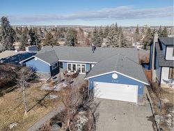 2332 Sunset Avenue SW Calgary, AB T3C 2M8