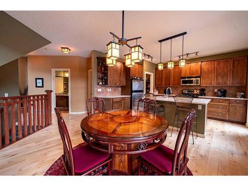 48 Chapala Square Se, Calgary, AB - Indoor Photo Showing Dining Room