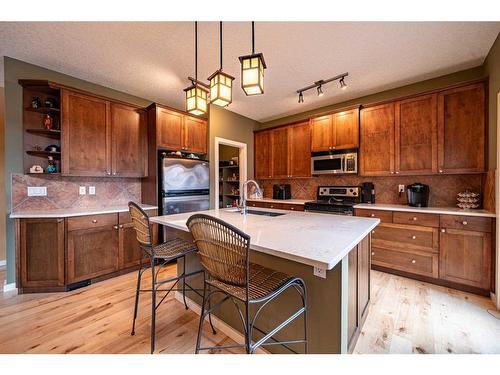 48 Chapala Square Se, Calgary, AB - Indoor Photo Showing Kitchen