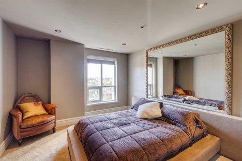 702-600 Princeton Way Sw, Calgary, AB - Indoor Photo Showing Bedroom