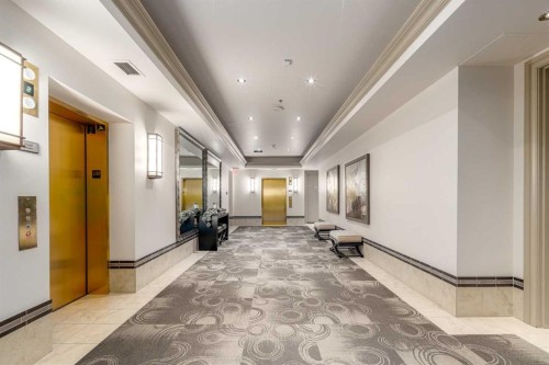 702-600 Princeton Way Sw, Calgary, AB - Indoor Photo Showing Other Room