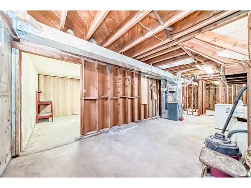 1960 Cottonwood Crescent Se, Calgary, AB - Indoor Photo Showing Basement